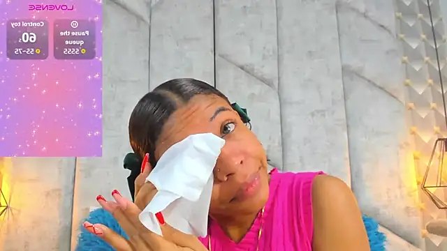 Snapshot of AshleyHill2 chatting on 02-21-26, 02:23 AshleyHill2 online show from 02-21-26, 02:23