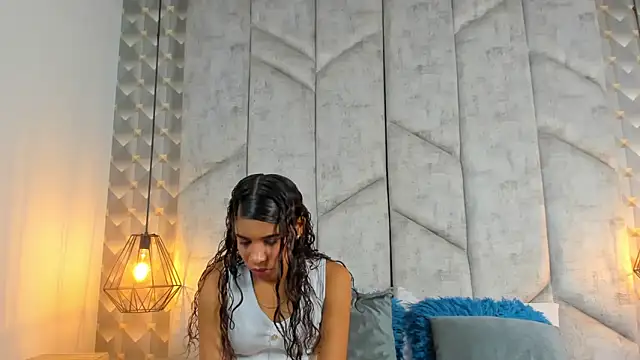 AshleyHill2 online show from 03-25-26, 02:06