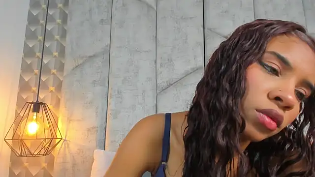 AshleyHill2 online show from 04-21-26, 02:51