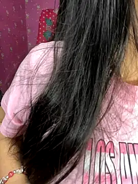 Velyn 18 online show from 12-01-25, 06:46