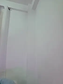 NeredaXxx online show from 12-17-25, 09:32