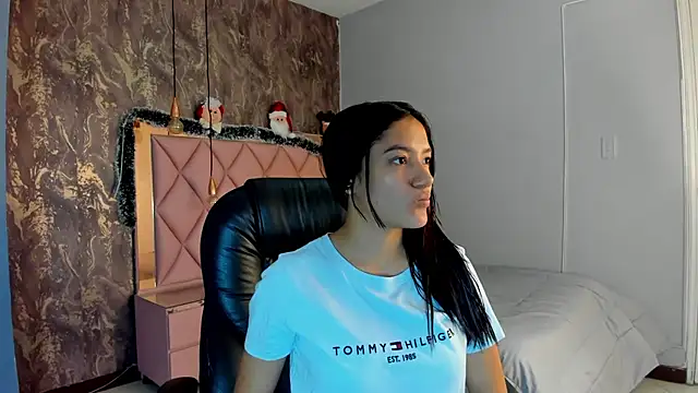 SKYLERWHIITEE online show from 12-10-24, 03:20