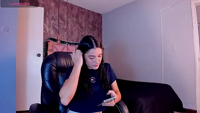 SKYLERWHIITEE online show from 12-12-24, 02:59