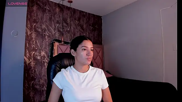 SKYLERWHIITEE online show from 12-16-24, 02:25