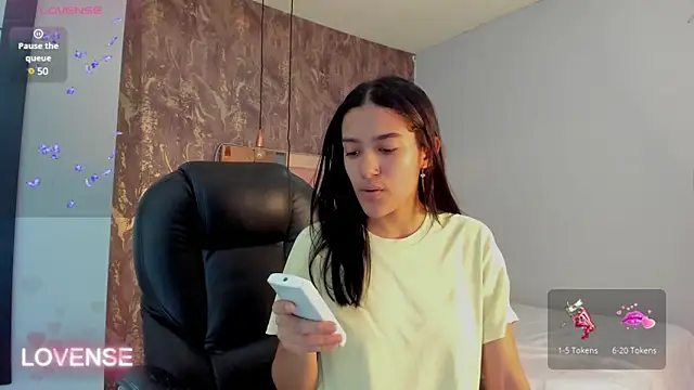 SKYLERWHIITEE online show from 02-06-25, 02:33