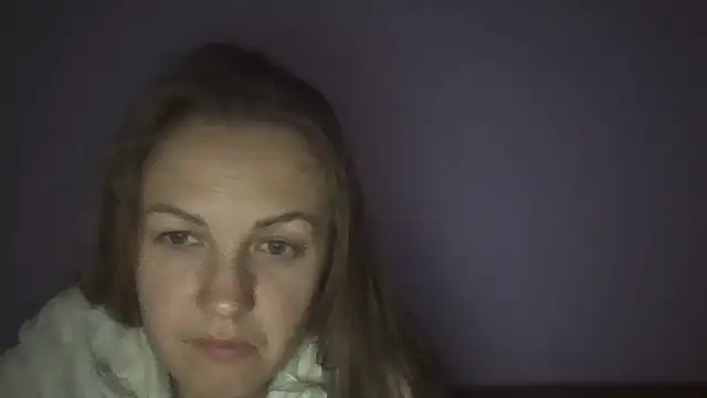 Snapshot of Milaniya261 chatting on 03-28-26, 04:12 Milaniya261 online show from 03-28-26, 04:12