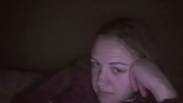 Snapshot of Milaniya261 chatting on 04-19-26, 01:05 Milaniya261 online show from 04-19-26, 01:05