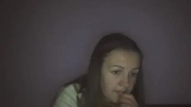 Snapshot of Milaniya261 chatting on 04-21-26, 03:02 Milaniya261 online show from 04-21-26, 03:02