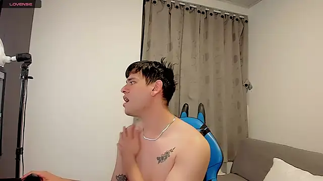 Snapshot of joe_jhon chatting on 03-12-25, 02:23 joe jhon online show from 03-12-25, 02:23