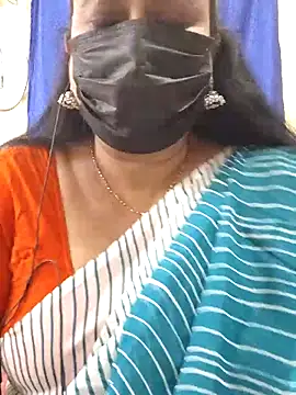 Snapshot of rekha_naier chatting on 06-12-26, 01:54 rekha naier online show from 06-12-26, 01:54