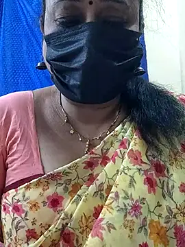 Snapshot of rekha_naier chatting on 07-06-26, 01:19 rekha naier online show from 07-06-26, 01:19
