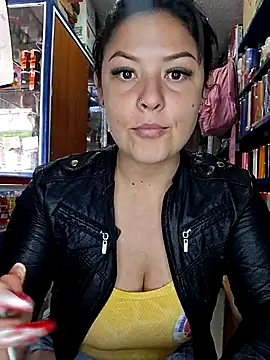 Snapshot of nidia2026 chatting on 06-24-26, 03:11 nidia2026 online show from 06-24-26, 03:11
