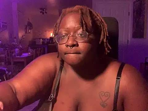 BigKittyRaven online show from 12-11-24, 05:10