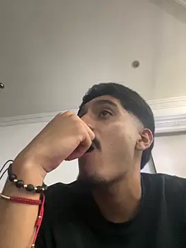 Snapshot of latin_bbc chatting on 11-03-25, 01:08 latin bbc online show from 11-03-25, 01:08