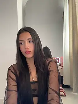 Snapshot of _AmberSmithh chatting on 01-07-25, 04:27 AmberSmithh online show from 01-07-25, 04:27