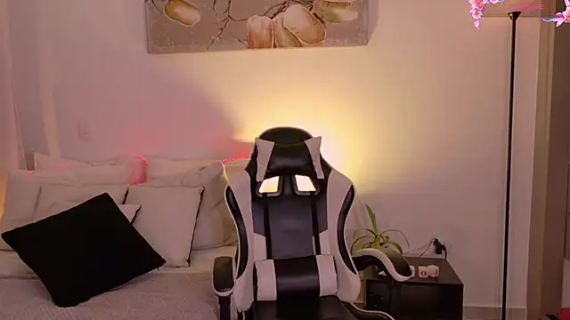 AnabelWolf online show from 03-02-26, 03:41