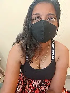 Snapshot of Tamil_Shalini_Lustyy chatting on 01-18-26, 05:11 Tamil Shalini Lustyy online show from 01-18-26, 05:11