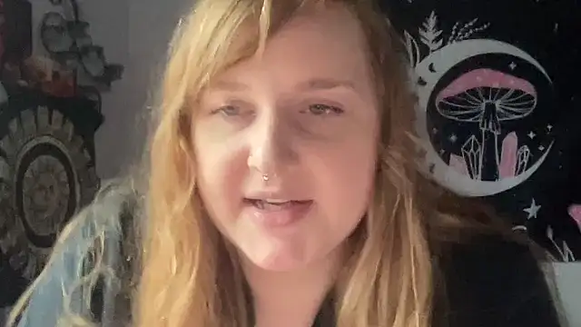 thickgingergoddess online show from 02-06-25, 08:02