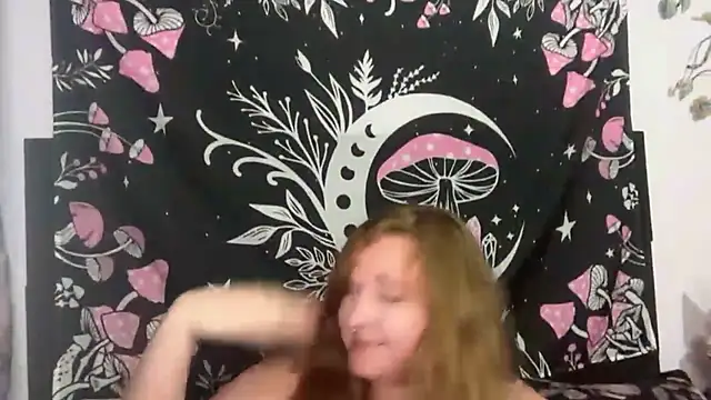 thickgingergoddess online show from 10-13-25, 11:49