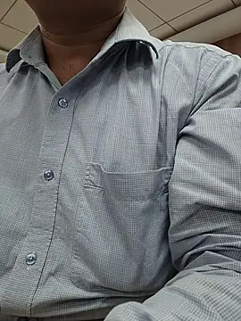 samee00721 online show from 04-17-26, 07:55