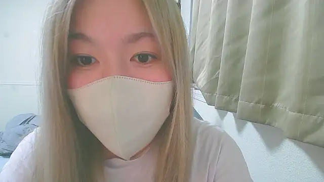 Remi official online show from 06-12-26, 09:52