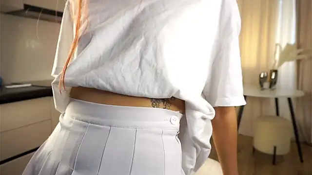 Snapshot of AnnisCharlton chatting on 12-16-24, 08:20 AnnisCharlton online show from 12-16-24, 08:20