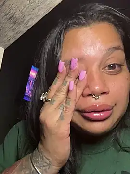 Snapshot of shyfr34k chatting on 03-07-25, 06:02 shyfr34k online show from 03-07-25, 06:02