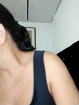 Snapshot of ElizabethWeil chatting on 04-21-26, 01:42 ElizabethWeil online show from 04-21-26, 01:42