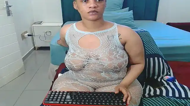 LolaTwerksXX online show from 07-03-26, 12:33