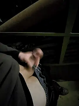 Snapshot of dirtyeeedii chatting on 09-15-25, 06:46 dirtyeeedii online show from 09-15-25, 06:46