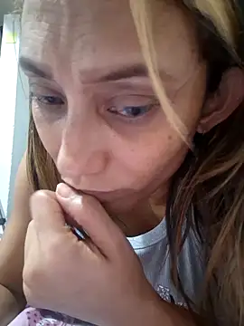 Snapshot of salome_drasin chatting on 05-15-26, 11:34 salome drasin online show from 05-15-26, 11:34