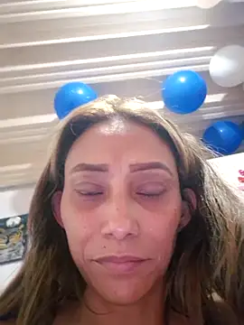 Snapshot of salome_drasin chatting on 06-07-26, 05:44 salome drasin online show from 06-07-26, 05:44