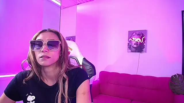 Snapshot of salome_drasin chatting on 07-17-26, 08:57 salome drasin online show from 07-17-26, 08:57