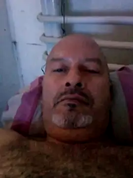 Snapshot of Juan_45 chatting on 07-03-26, 02:45 Juan 45 online show from 07-03-26, 02:45
