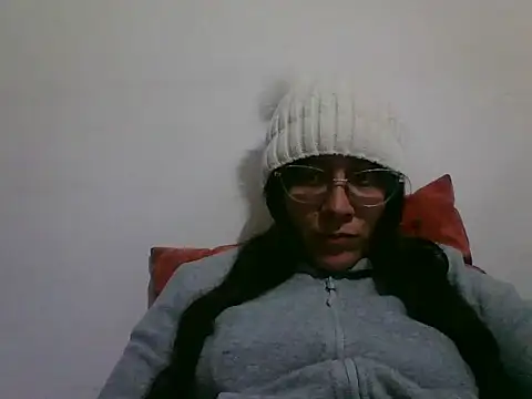 Snapshot of Darkness_jones_ chatting on 02-06-26, 07:50 Darkness jones online show from 02-06-26, 07:50