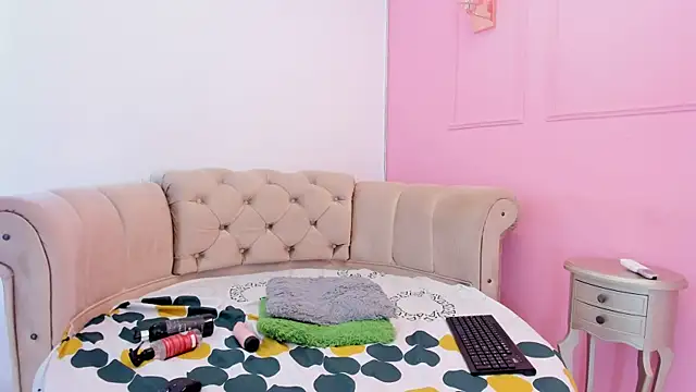 Snapshot of briannaduque chatting on 01-07-25, 06:24 briannaduque online show from 01-07-25, 06:24