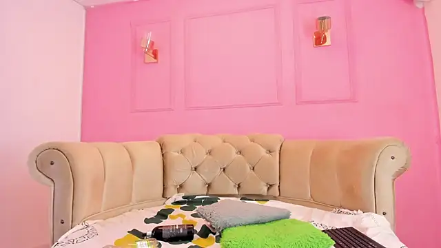 Snapshot of briannaduque chatting on 01-11-25, 03:42 briannaduque online show from 01-11-25, 03:42