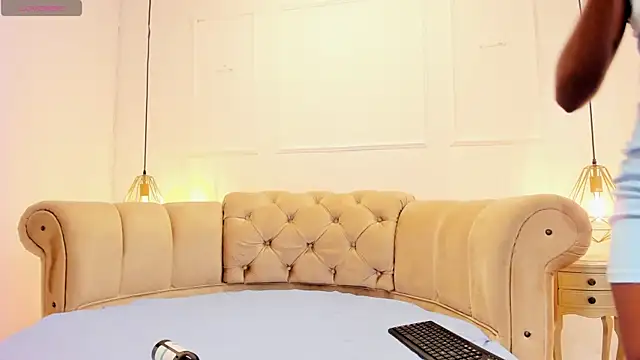 Snapshot of briannaduque chatting on 03-02-25, 12:32 briannaduque online show from 03-02-25, 12:32