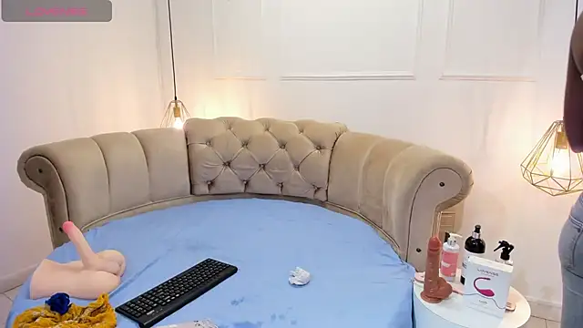 Snapshot of briannaduque chatting on 03-04-25, 01:38 briannaduque online show from 03-04-25, 01:38