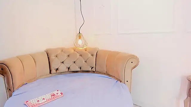 Snapshot of briannaduque chatting on 03-13-25, 01:18 briannaduque online show from 03-13-25, 01:18