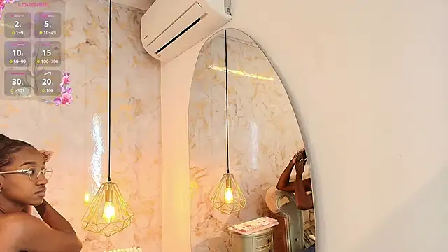 Snapshot of briannaduque chatting on 09-16-25, 02:18 briannaduque online show from 09-16-25, 02:18