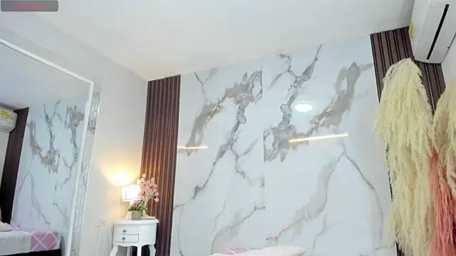 Snapshot of briannaduque chatting on 09-17-25, 08:21 briannaduque online show from 09-17-25, 08:21