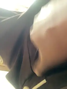 Snapshot of GangsterCouple-Aimy-Jonny chatting on 03-01-26, 01:24 GangsterCouple-Aimy-Jonny online show from 03-01-26, 01:24