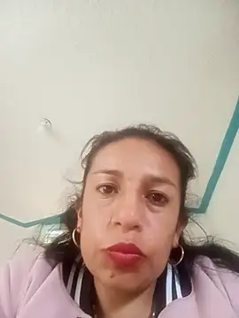 Snapshot of yaz_guzman chatting on 09-15-25, 07:14 yaz guzman online show from 09-15-25, 07:14