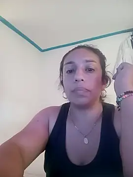 Snapshot of yaz_guzman chatting on 09-22-25, 08:55 yaz guzman online show from 09-22-25, 08:55