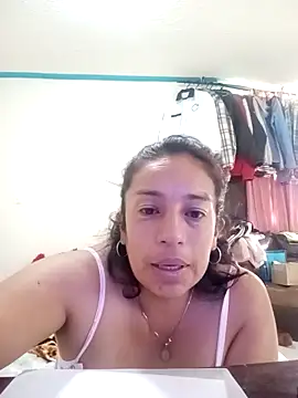 Snapshot of yaz_guzman chatting on 03-12-26, 01:06 yaz guzman online show from 03-12-26, 01:06