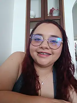 Snapshot of CURVY-HORNY chatting on 05-17-26, 07:43 CURVY-HORNY online show from 05-17-26, 07:43