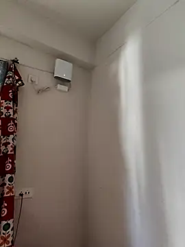 Snapshot of Cute-manisha chatting on 09-26-25, 05:55 Cute-manisha online show from 09-26-25, 05:55