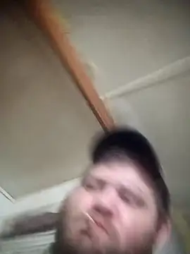 Snapshot of Creampieman@xh chatting on 03-20-26, 06:18 Creampiemanxh online show from 03-20-26, 06:18