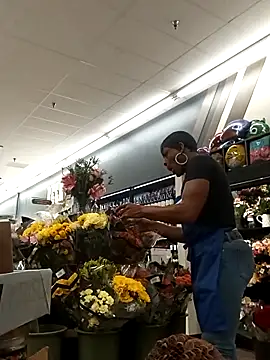 Snapshot of kobrashekyng chatting on 10-23-25, 03:00 kobrashekyng online show from 10-23-25, 03:00